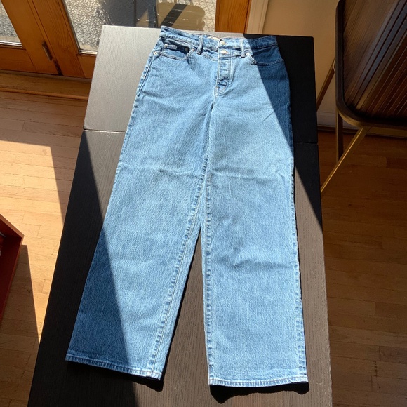 Madewell The Perfect Vintage Wide-Leg Jean in Harding Wash: Button-Fly Edition - Picture 6 of 11